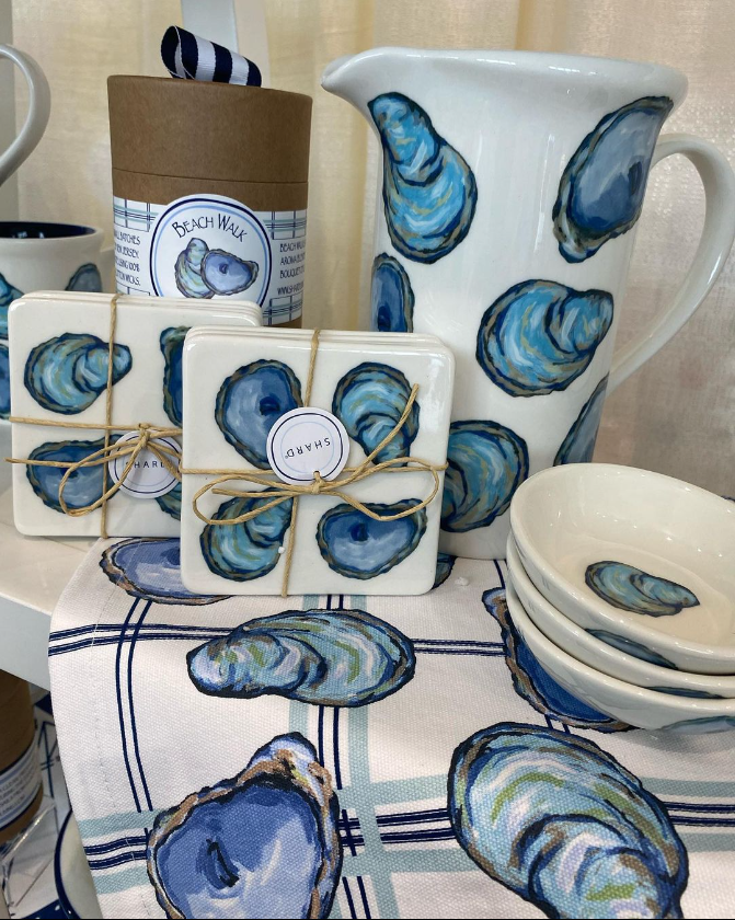 Oyster Pitcher