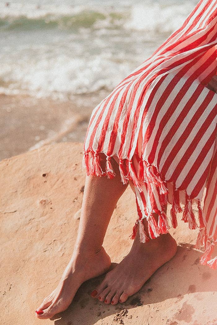 Moa - Red Striped Turkish Beach Towel