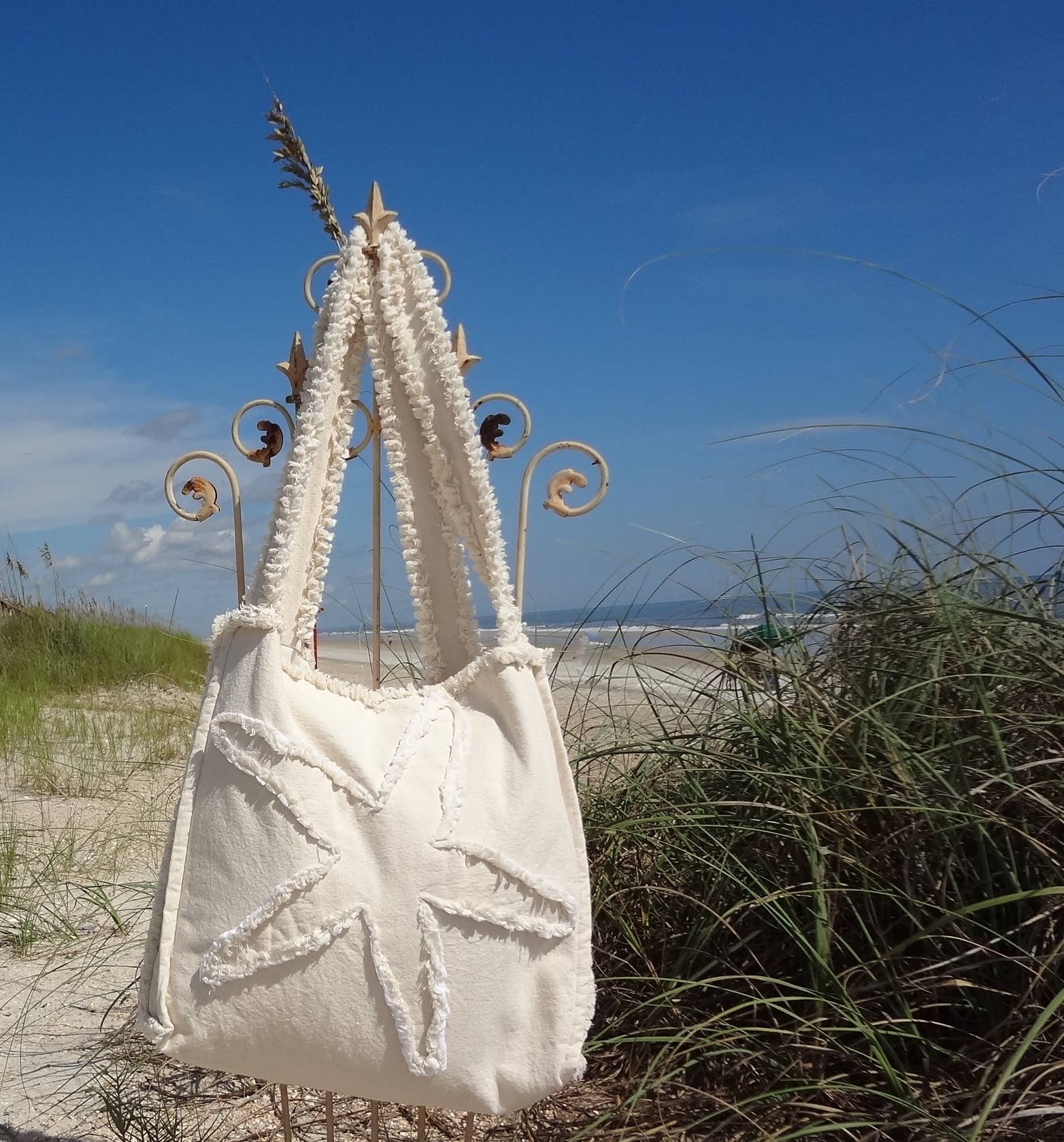 Sandy by the Sea Designs - COASTAL STARFISH BEACH BAG