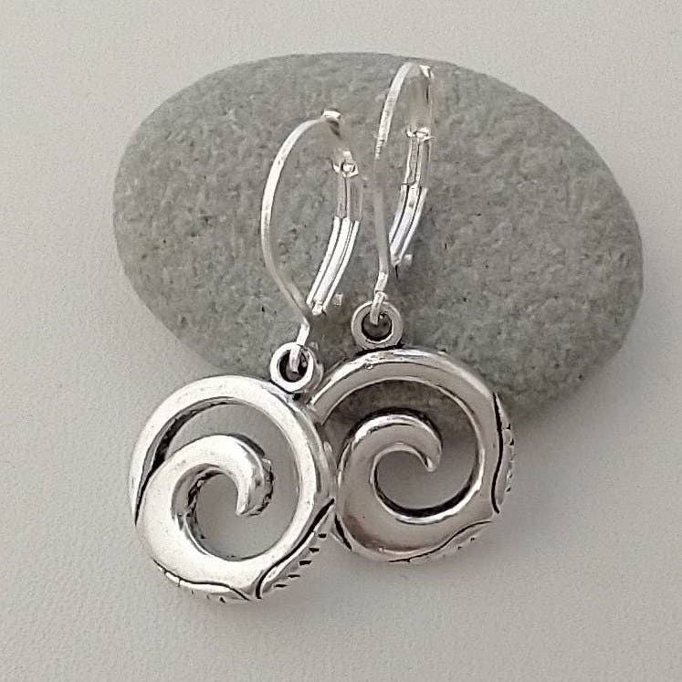 Piccadilly Pendants - Tiny Wave Earrings